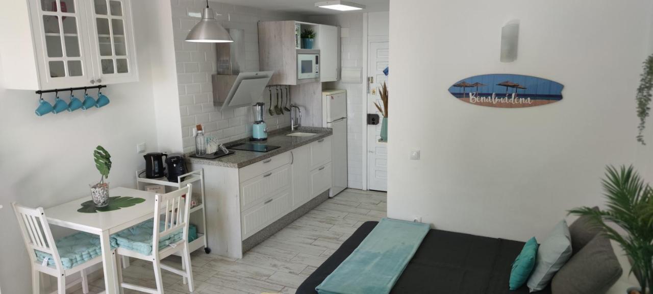 El Estudio De La Playa Benalbeach Holidays Deluxe Benalmadena Exterior photo