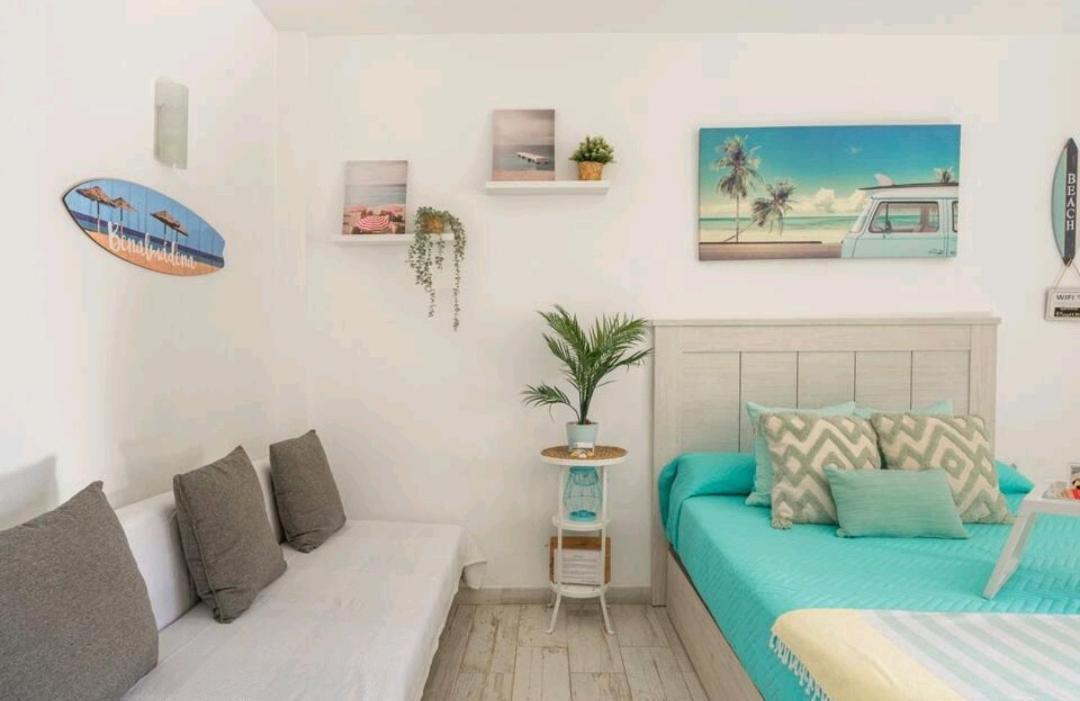 El Estudio De La Playa Benalbeach Holidays Deluxe Benalmadena Exterior photo