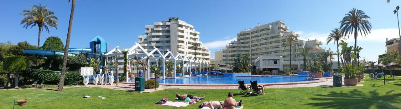 El Estudio De La Playa Benalbeach Holidays Deluxe Benalmadena Exterior photo